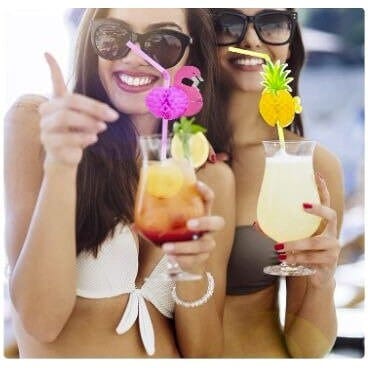 3D Pineapple flexible straw add a touch of tropical fun to every drink you enjoy!