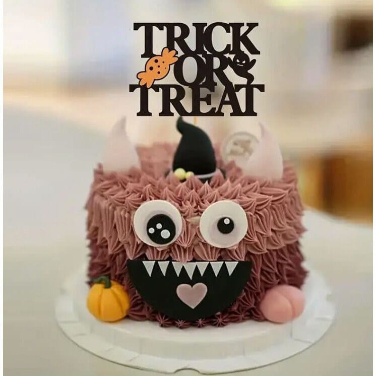 7pcs Funny Cartoon Halloween Cake Toppers: Unique Party Decor!