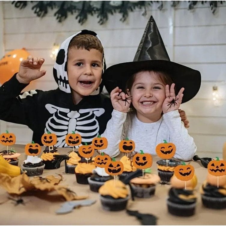 Halloween Cupcake Decoration: Scary Pumpkin Five Cupcakes Theme